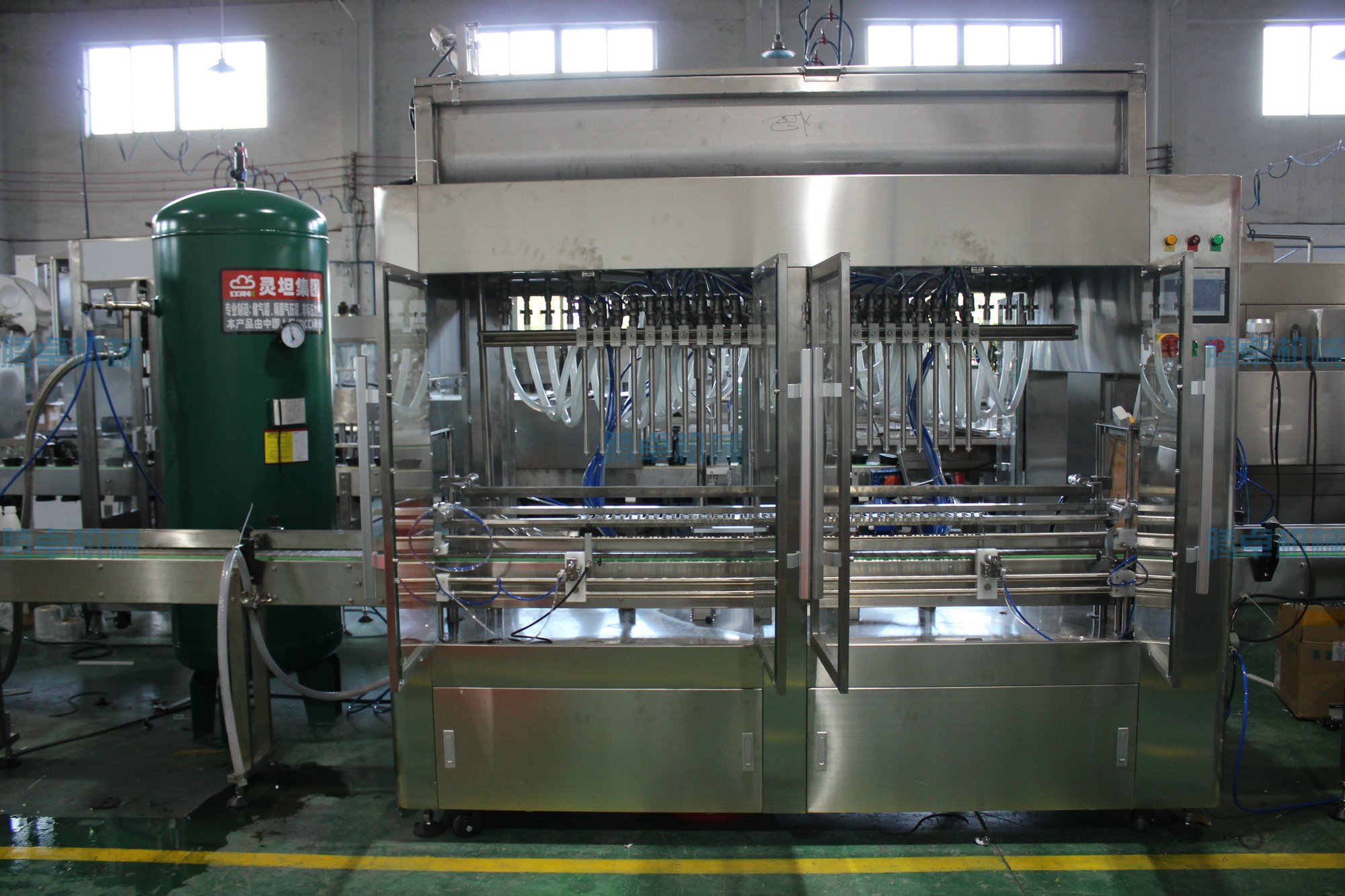 灌裝機(jī) 灌裝機(jī)